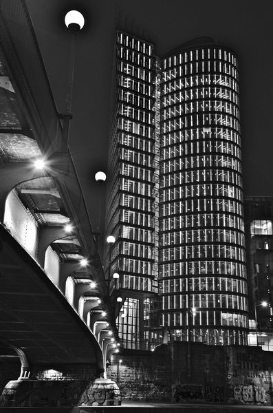 Gamperl Alfred_Hochhaus_SW_25 P.