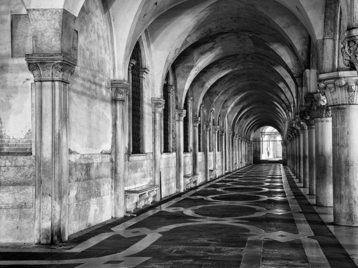 Venedig Arkaden Markusplatz