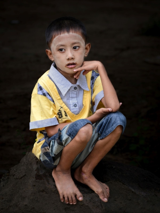 Ratay Franz_Knabe in Burma_FP_27 Pkte