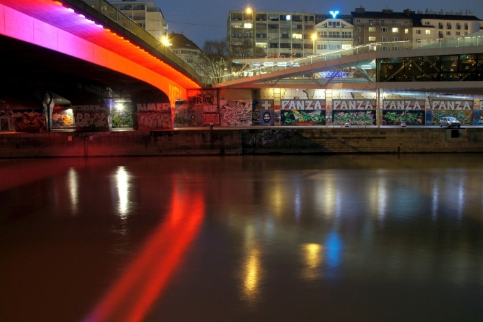Lüdemann Horst_abendlicher Donaukanal_Thema Wasser in Wien_25 Pkte