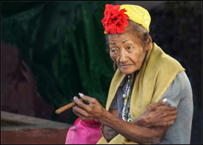 Lüdemann Horst_alte Frau bunt_Color_25 Pkte