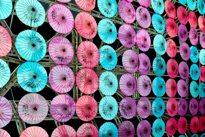 Lüdemann Ursula_bunte Schirme_Creativ_24 Pkte